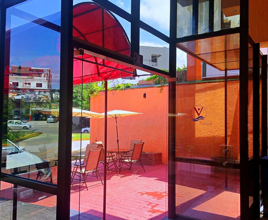 Hotel Versalles Suites Cancún Exterior foto