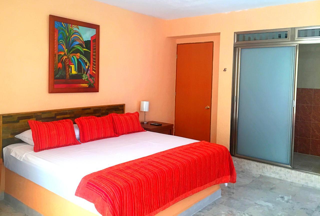 Hotel Versalles Suites Cancún Exterior foto